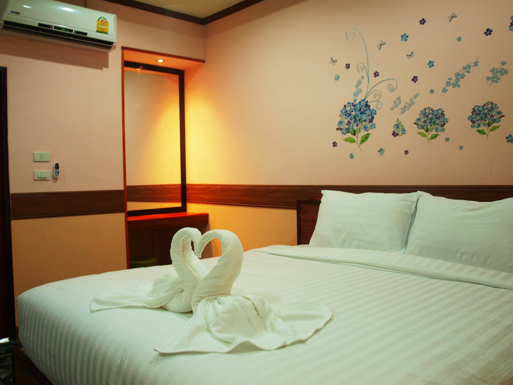 Airport Phuket Garden Resort Thalang Exterior photo